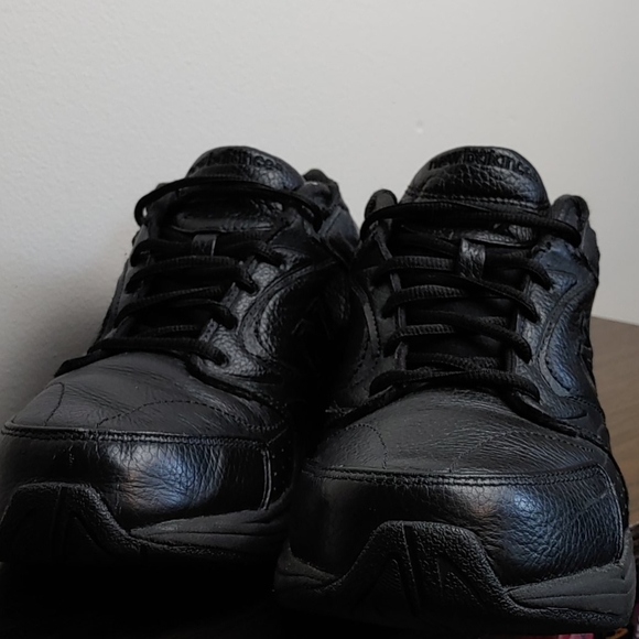 New Balance Motion Control Walking Shoe - Picture 5 of 7